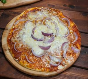 Onion pizza