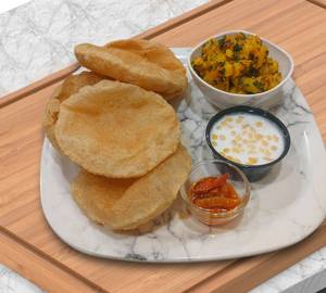 Puri Combo (Puri - 6, Sabji, Bundi Raita)