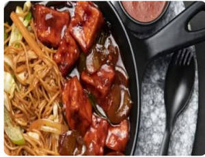 Noodles + Chilli Paneer