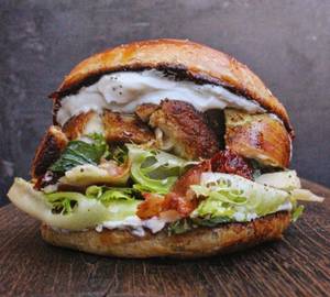 Crispy Classic Chicken Burger
