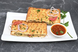 Aloo Masala Sandwich