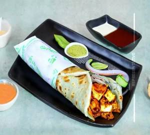 Double  Achari Paneer Roll