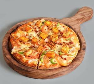 Spicy peri peri blast paneer pizza