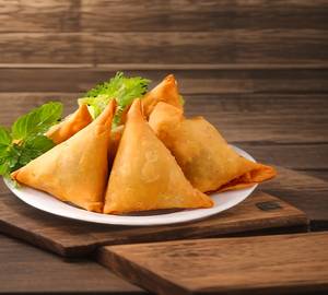 Tandoori Paneer Samosa ( 3 piece)