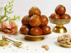 Gol Gulab Jamun