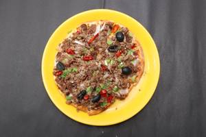 Chicken Cheese Pizza