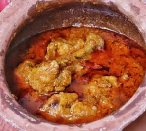 Traditional Handi Chicken Masala Curry