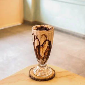 BBC special crumbled chocolate shake