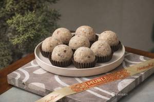 Goond Badam Laddu