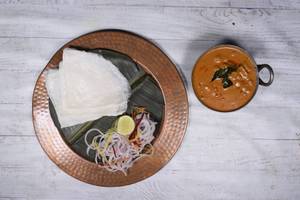 Neer Dosa With Mushroom, Green Peas Gassi