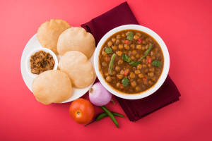 Chhole Puri Combo