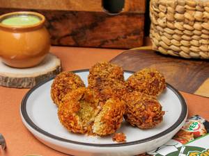 Veg Kurkure Momos