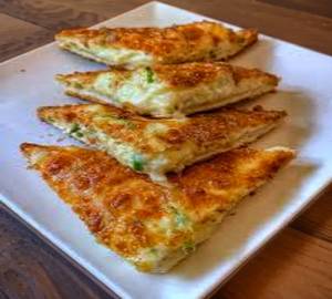 Chilli Cheese Toast with Egg Omelette