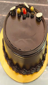 Chocolate Truffle Cake 900g