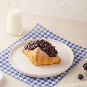 Blueberry Cream Cheese Croissant