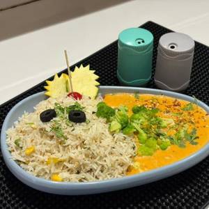 Creamy Masala Broccoli With Herb Rice