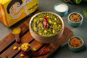Palak Corn Khichdi - High Protein