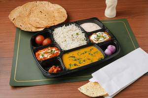 Deluxe Punjabi Thali [o]