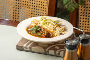 Manchurian Gravy With Noodles