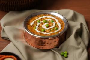 Methi Mutter Malai (brown)