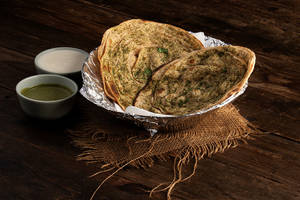 Pudina Paratha (2 Nos)