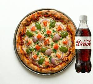 Onion Tomato Capsicum Cheese Pizza with 200ml Drink [7 inch]