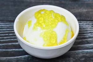 Pineapple Topping Ice-Cream