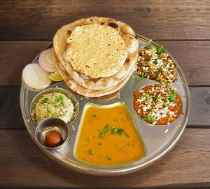 Cheese Bhaji Pulao Thali