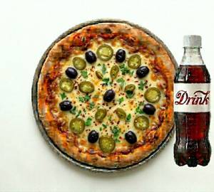 Olive Jalapeno Veg Cheese Pizza With 200ml Drink