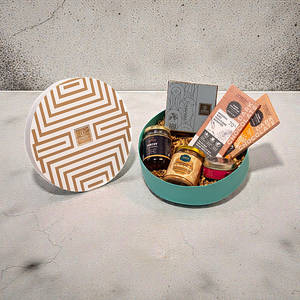 ZOROY Conscious Indulgence Guilt-free Gourmet Hamper