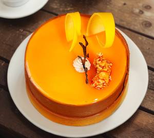 Salted Caremal Cake