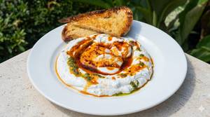 Turkish Chilli Eggs