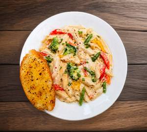 Penne With Exotic Vegetables In White Sauce