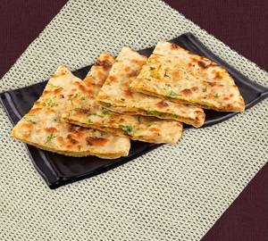 Tawa Cheese Mix Paratha(2Pcs +Dal+ Pickle)