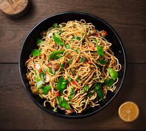 Mushroom Hakka Noodles