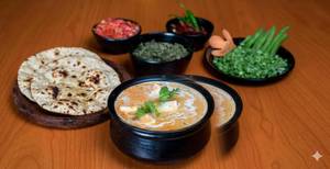 Shahi Paneer with Tandoori Roti
