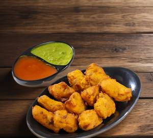Paneer Pakoda [8 Pieces]