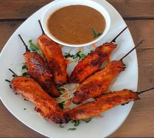 Chicken Satay with Peanut Sauce