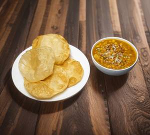 Puri Gugni ( 4 Piece Puri)