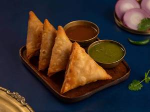 Mini Onion Samosa [4 Pieces]