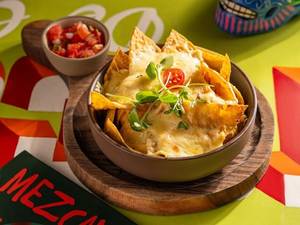 Nachos For Ninos