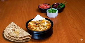 Matar Paneer with 4 Tawa Roti