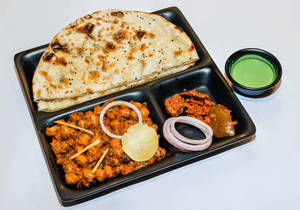 Chola With Kulcha