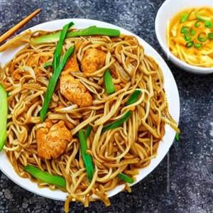 Chicken indonesian noodles
