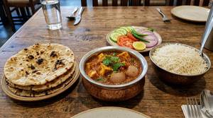 Paneer Do Pyaza Meal