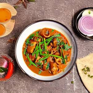 Panner mushroom oriental pot noodles ( gravy)