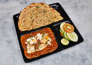 Handi Paneer With Lachha Paratha