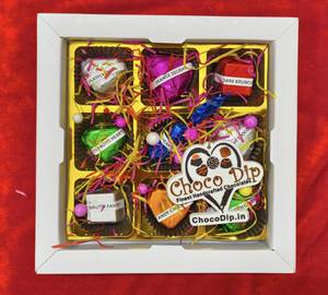 Artisan Chocolates Gift Box [9 Pieces]