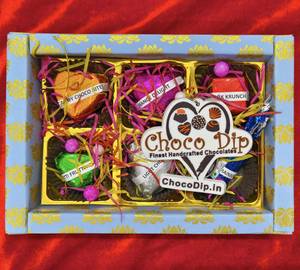 Handcrafted Chocolates Gift Box [6 Pieces]