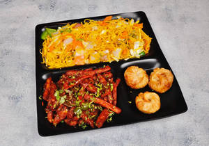 Hakka Noodles + Chilli Potatoes + Momos 3 Pcs